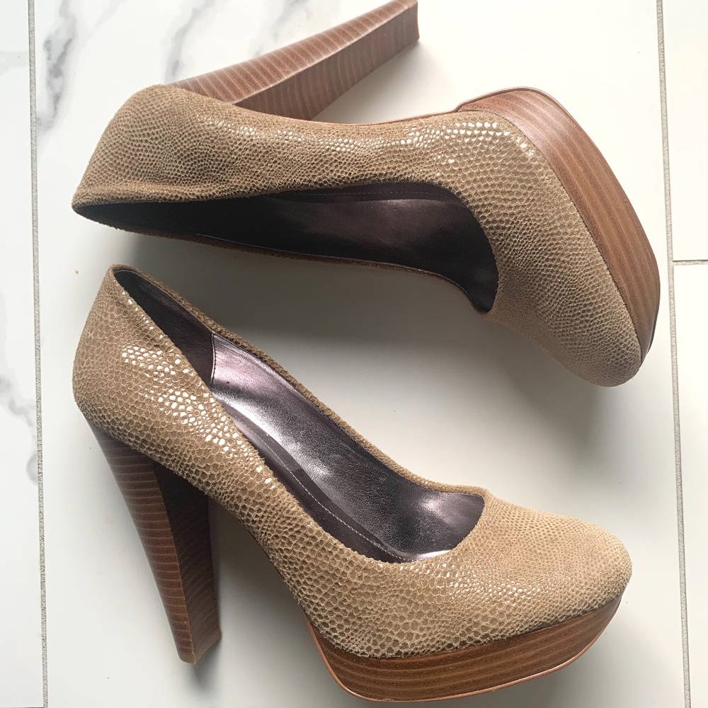 Calvin Klein Carly Platform Pump